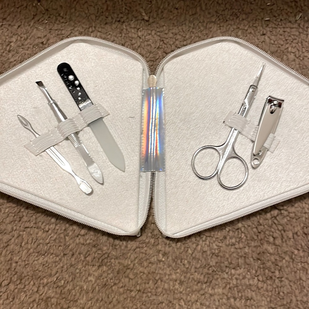 Manicure set